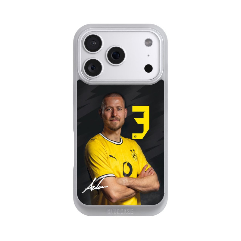 iPhone 18 Pro NIVOpure Waldemar Anton 26/27