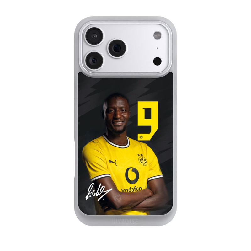 iPhone 18 Pro Max NIVOpure Serhou Guirassy 26/27