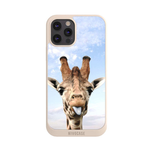 Apple iPhone 12 Pro Max NIVOpure Giraffe auf der Straße