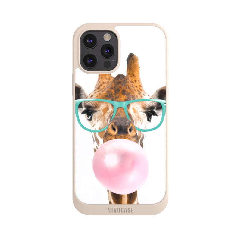iPhone 12 Pro Max NIVOpure Giraffe mit Kaugummi