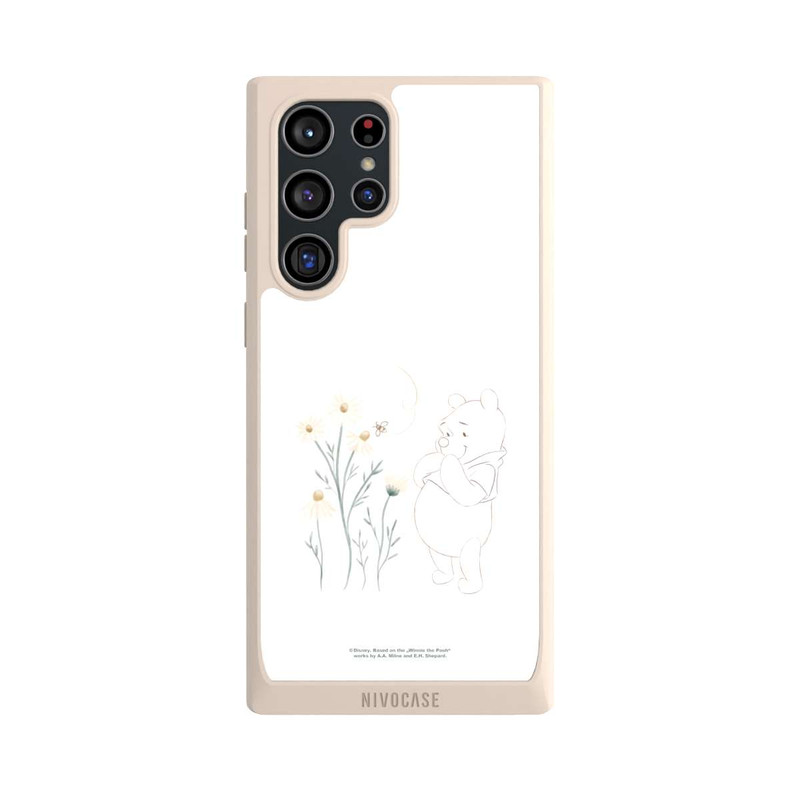 Galaxy S22 Ultra NIVOpure Winnie Puuh sieht sich Gänseblümchen an